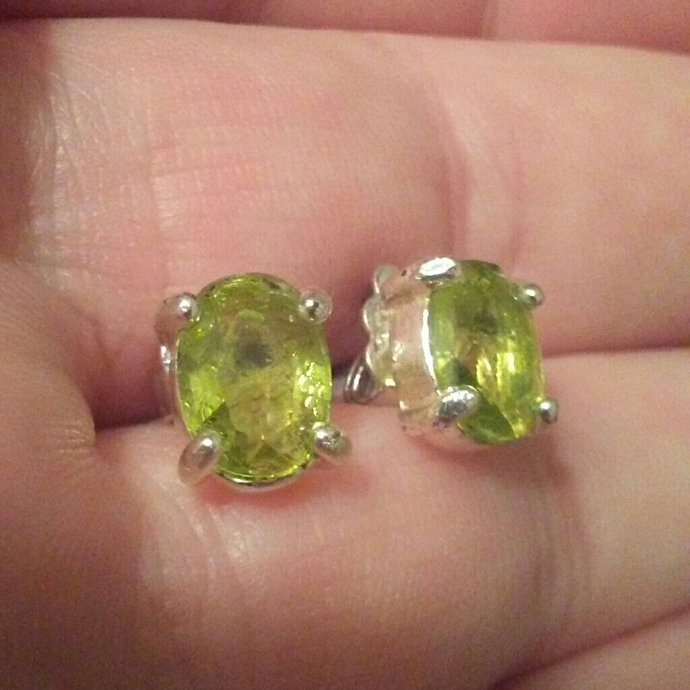 Sterling silver genuine Peridot earrings